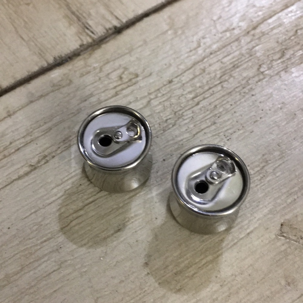 Soda can plugs body jewelry